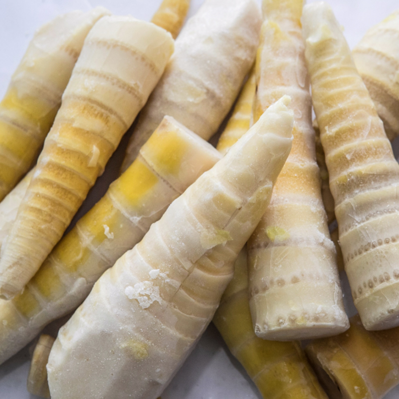 Brotos de bambu IQF inteiros